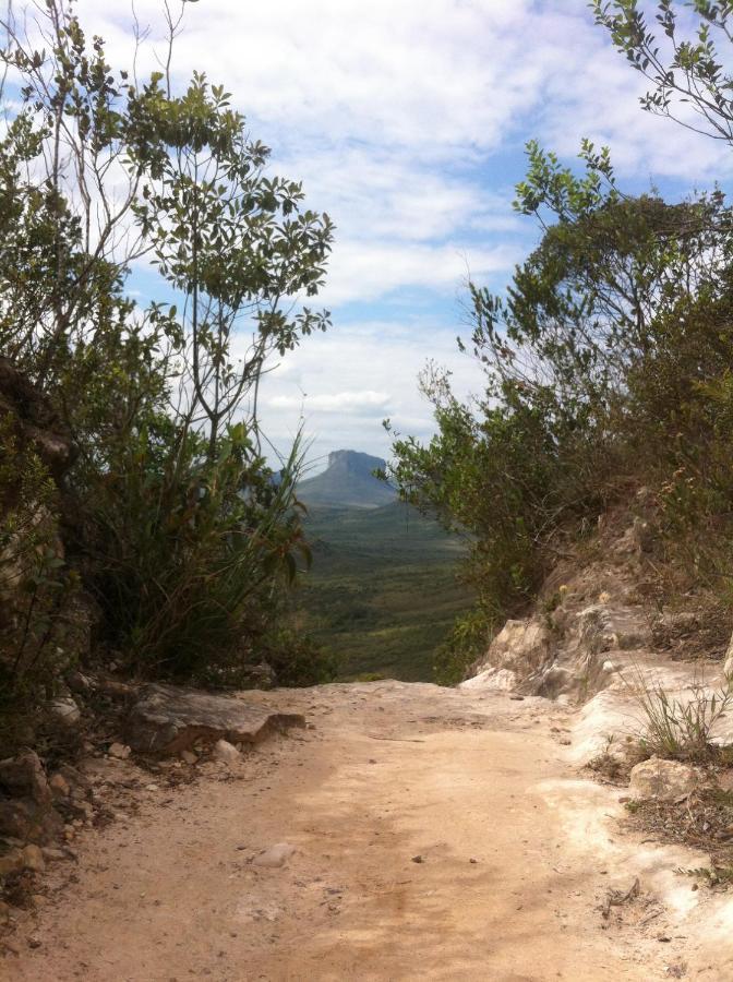 Pousada Pico Da Vila Vale do Capao Bagian luar foto
